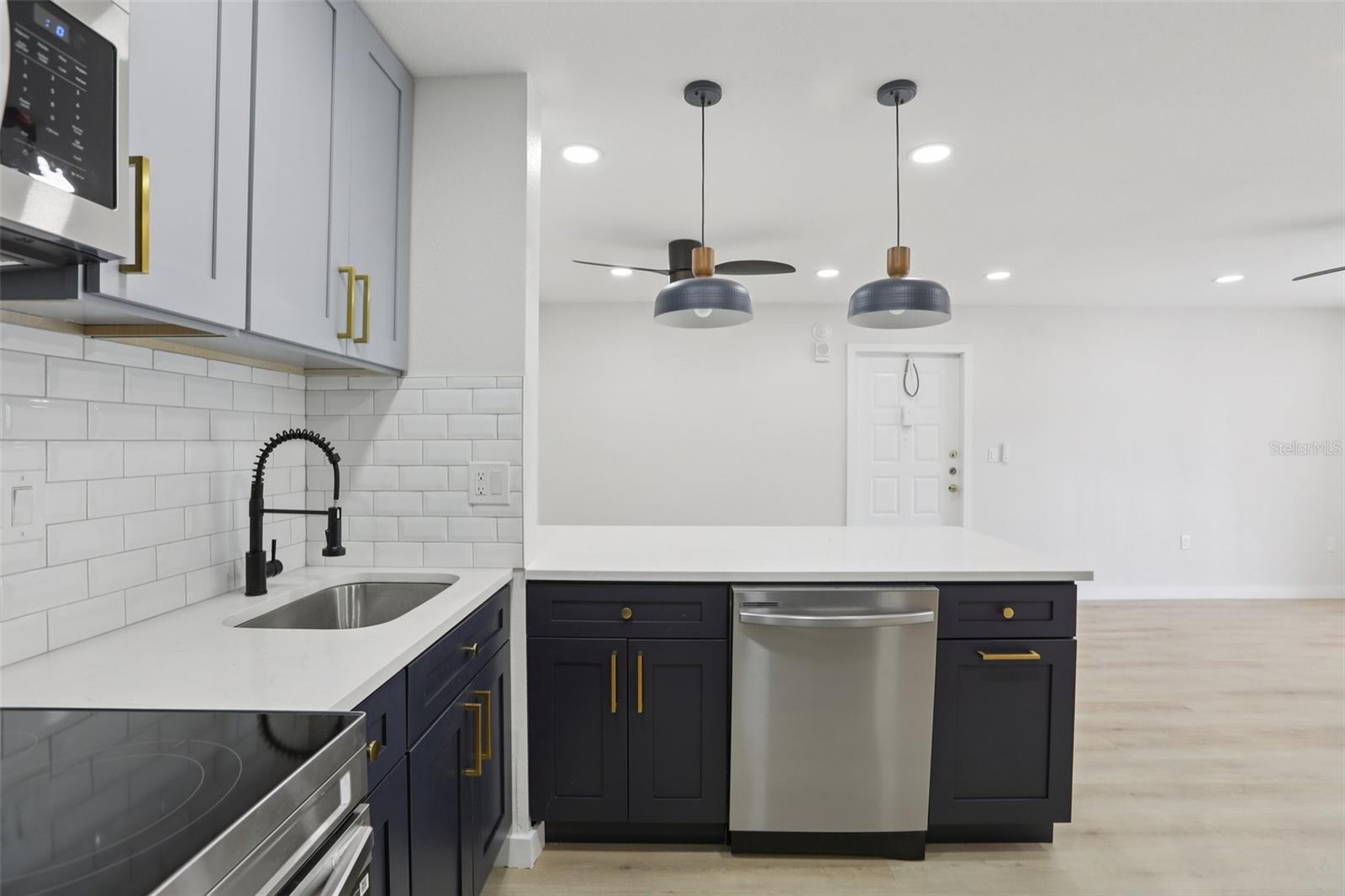 Image 12 of 27 For 3232 Lake Pine Way E A2