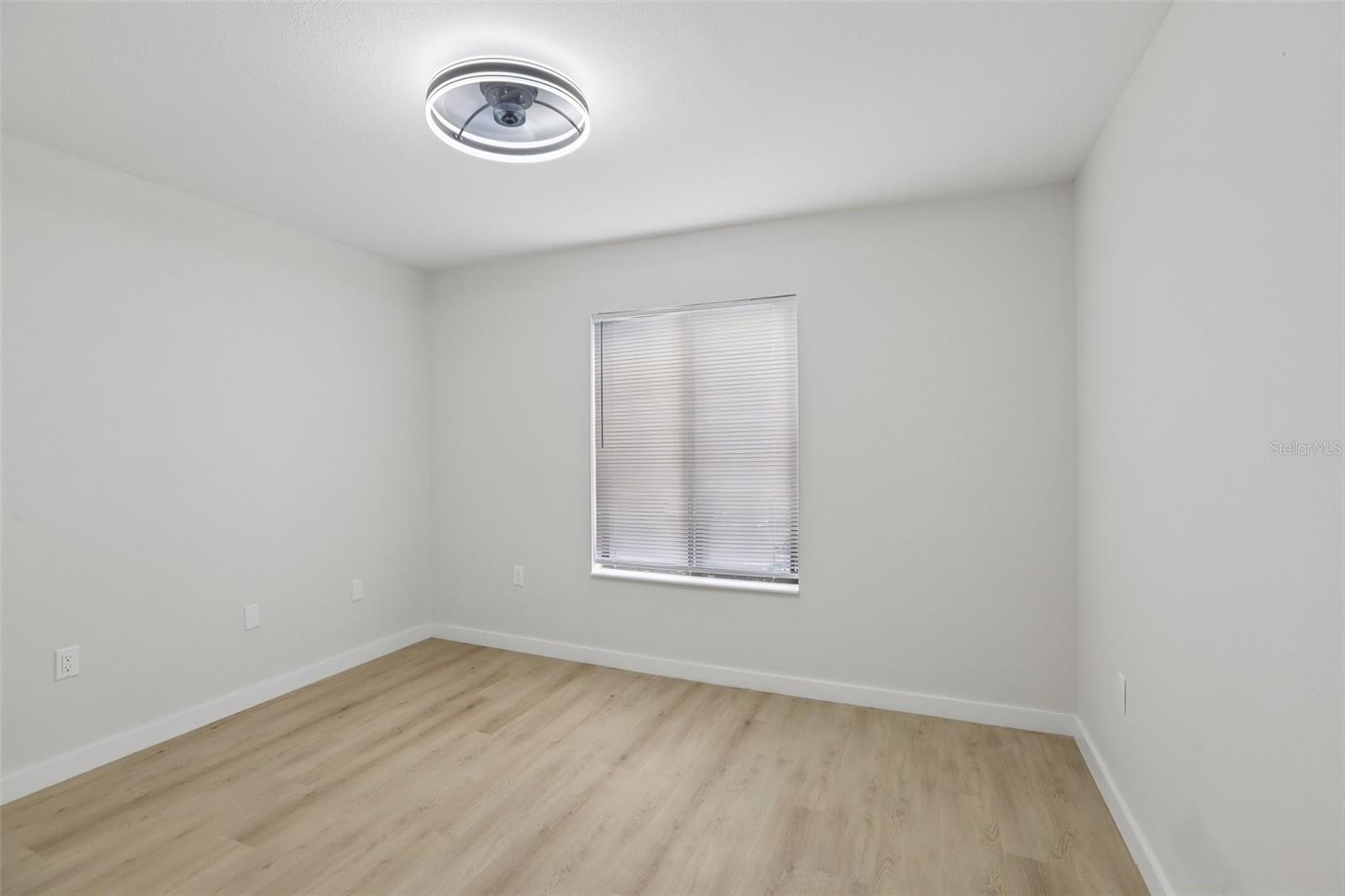 Image 18 of 27 For 3232 Lake Pine Way E A2