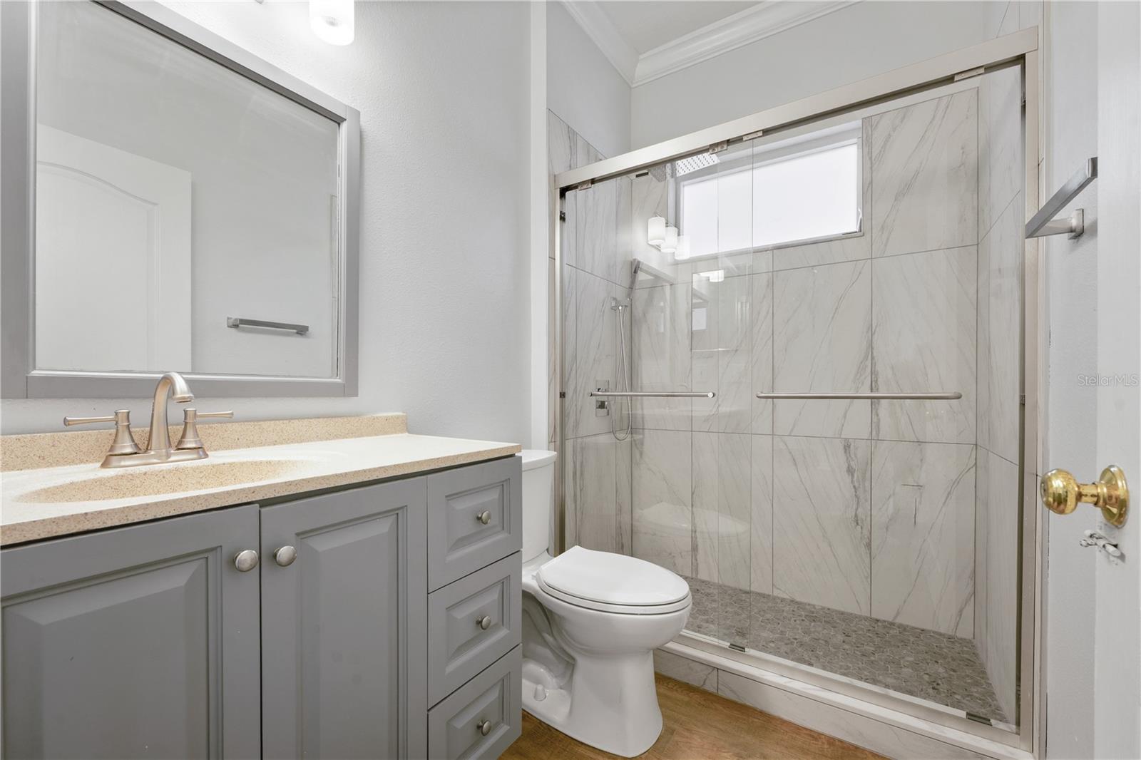 Listing photo id 22 for 12740 Westwood Lakes Boulevard