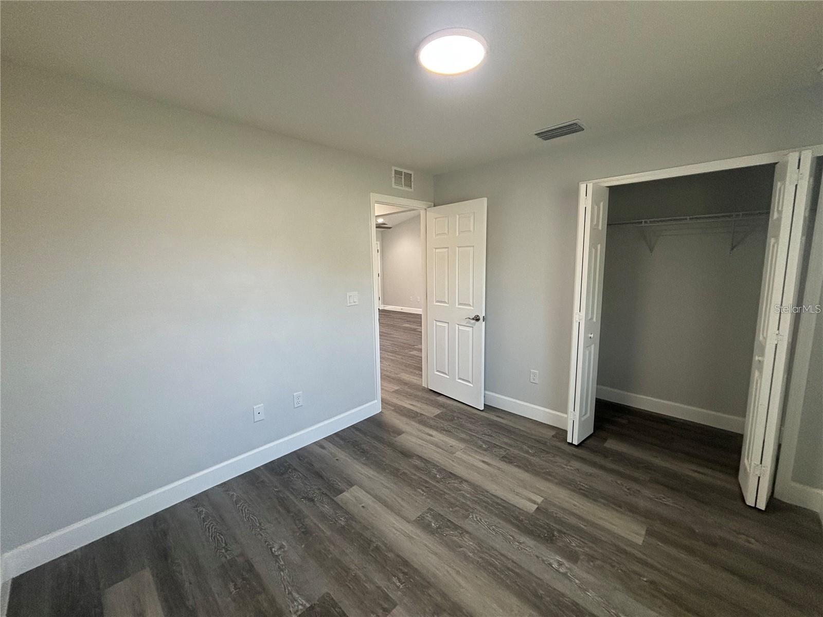 Image 16 of 51 For 13187 103 Place