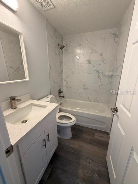 Image 43 of 51 For 13187 103 Place