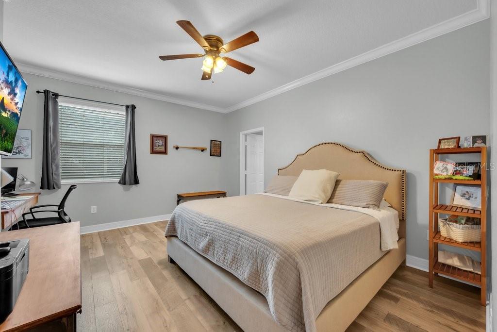 Image 20 of 46 For 15721 Oakleaf Run Drive