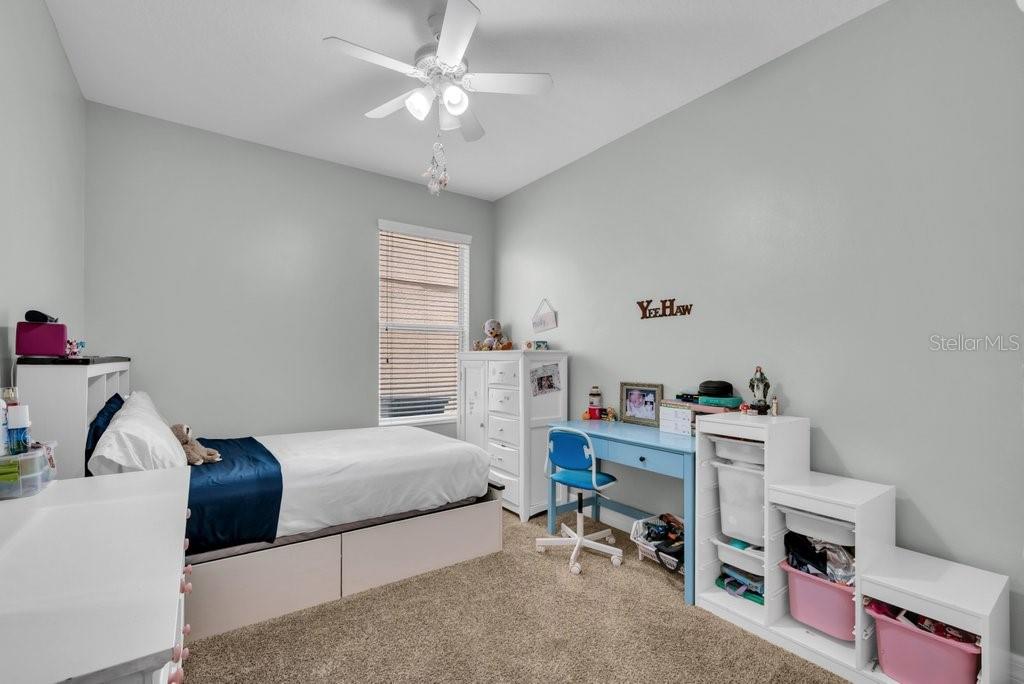 Image 27 of 46 For 15721 Oakleaf Run Drive