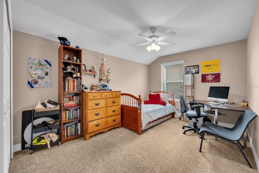 Image 32 of 46 For 15721 Oakleaf Run Drive