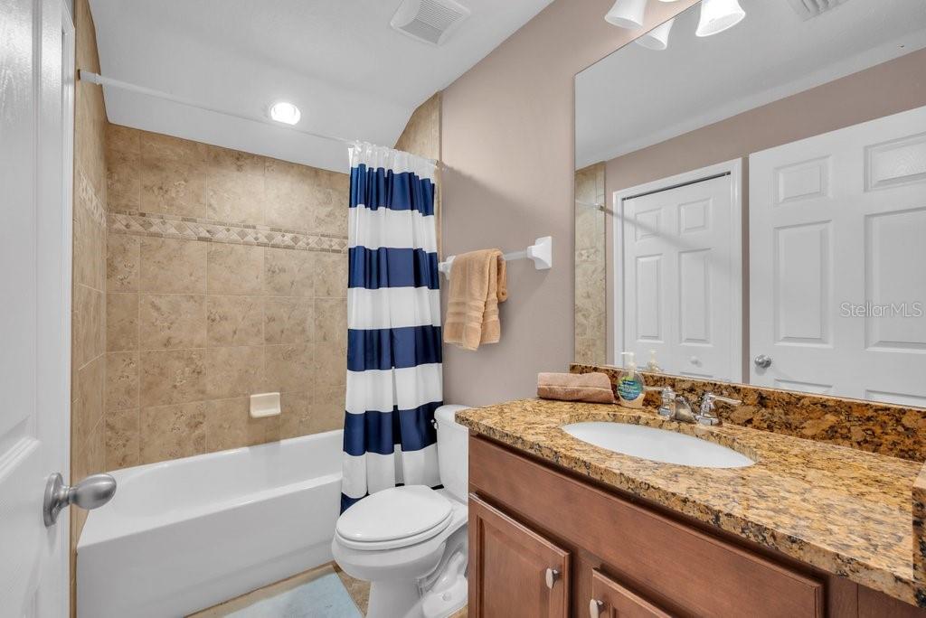 Image 33 of 46 For 15721 Oakleaf Run Drive