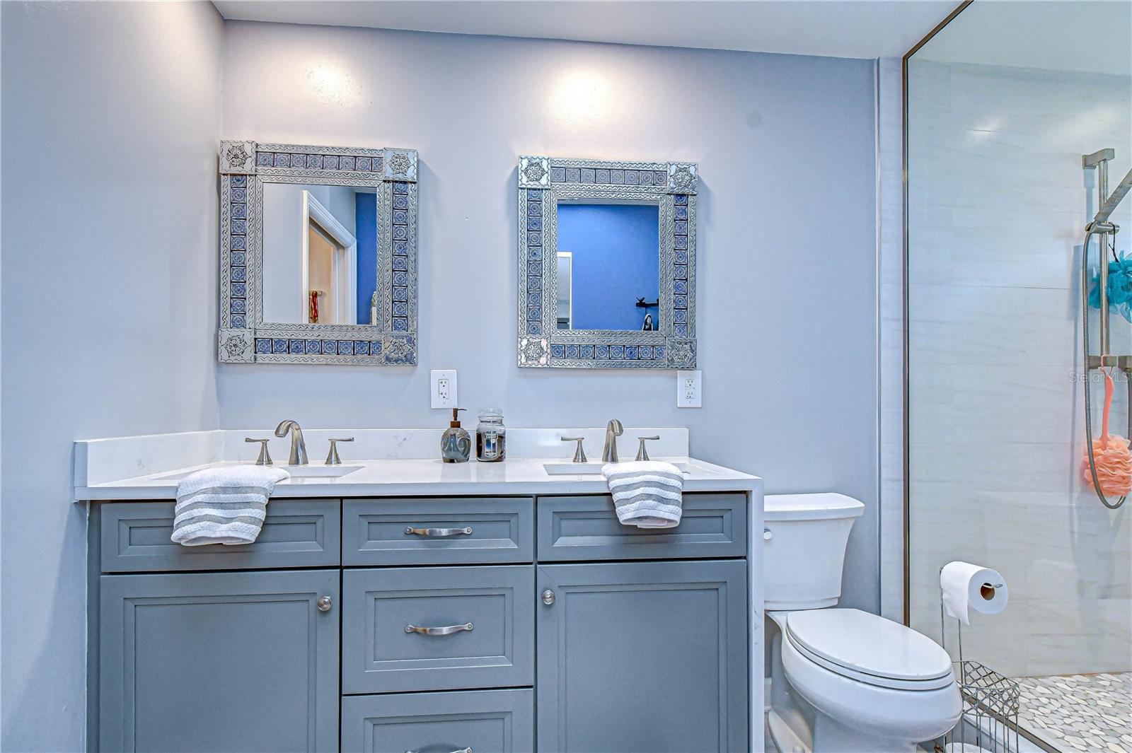 Image 20 of 37 For 20 Fernbrook Road