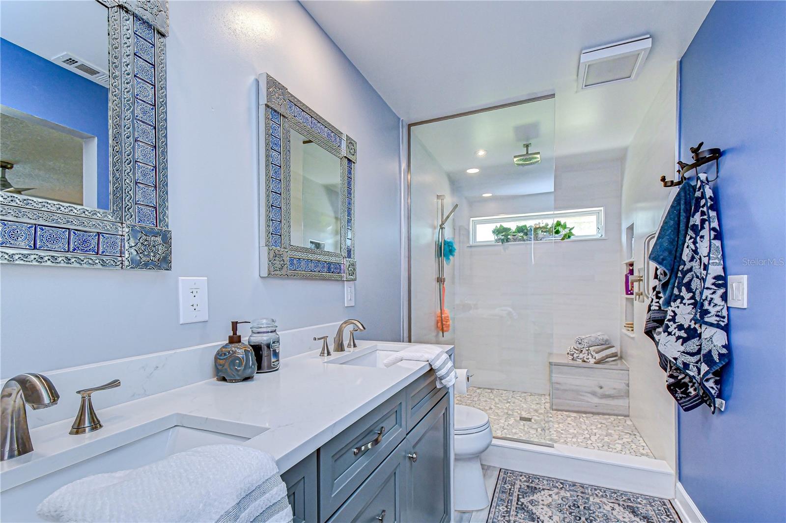 Image 21 of 37 For 20 Fernbrook Road