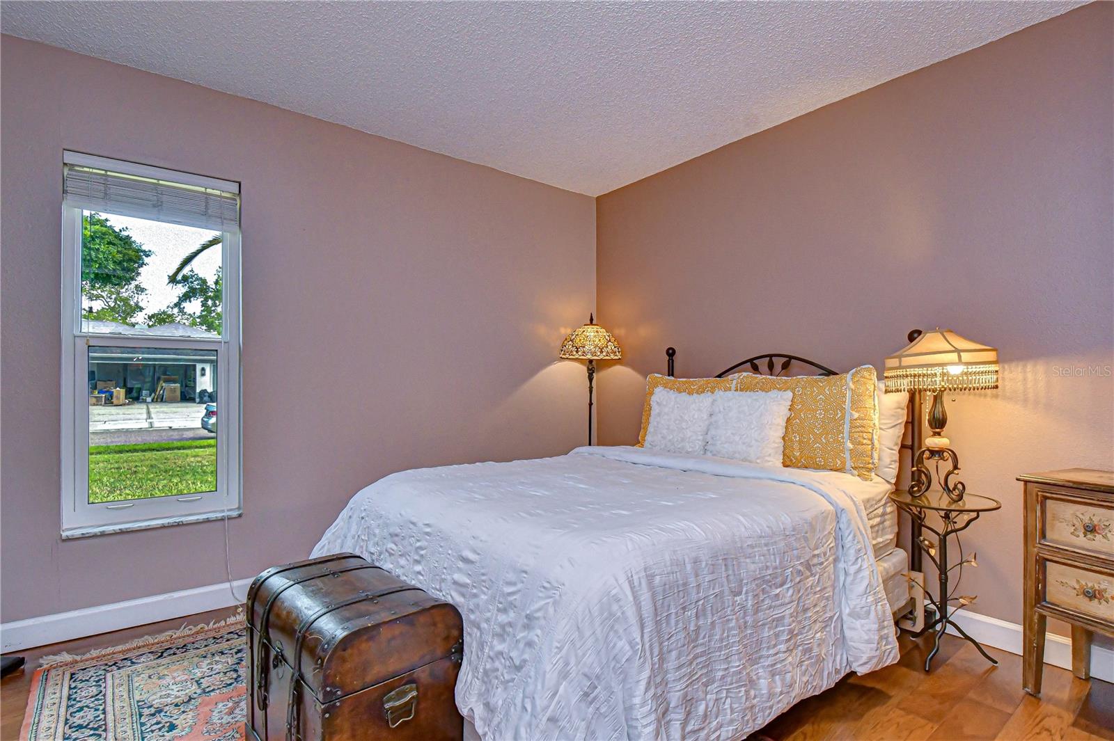 Image 25 of 37 For 20 Fernbrook Road