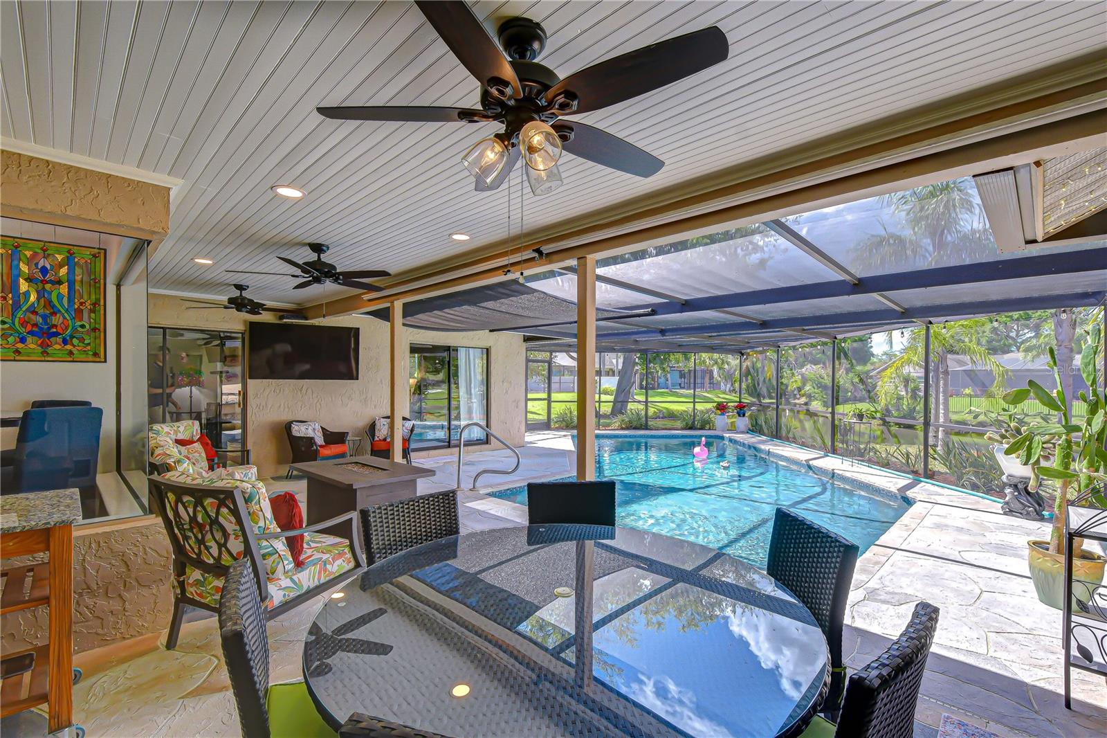 Image 36 of 37 For 20 Fernbrook Road