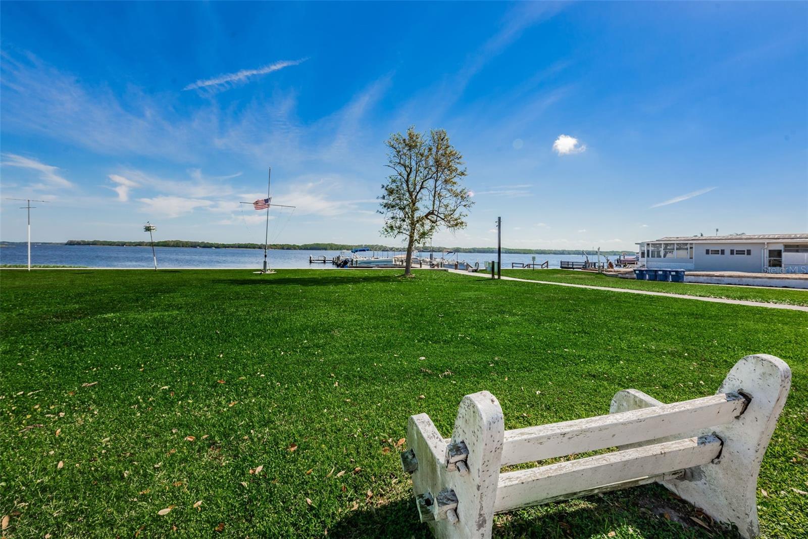 Image 12 of 87 For 29 Concord Lane 11