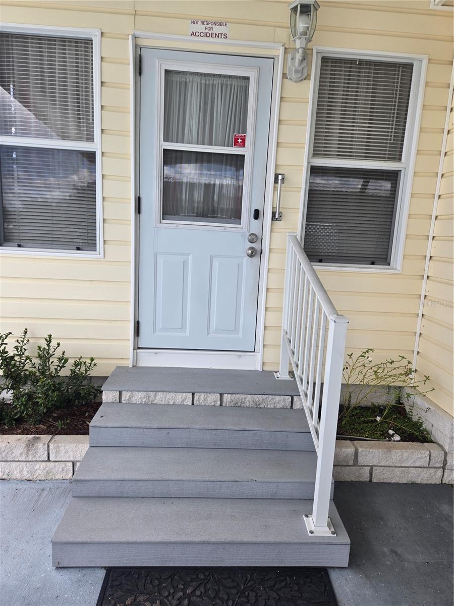 Image 20 of 87 For 29 Concord Lane 11