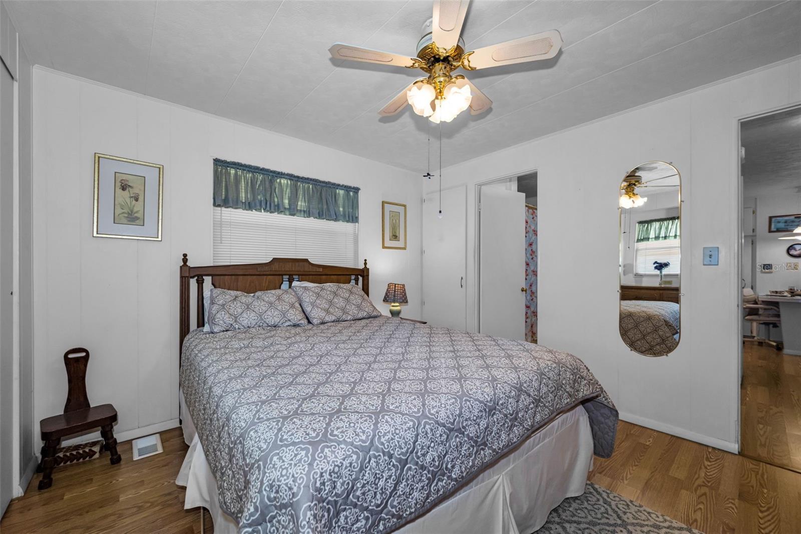 Image 36 of 87 For 29 Concord Lane 11