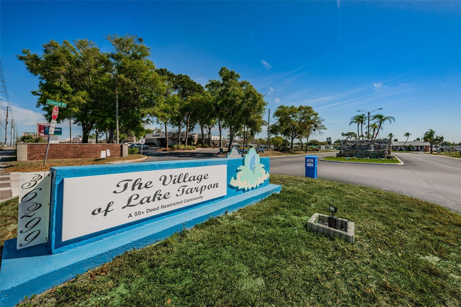 Image 42 of 87 For 29 Concord Lane 11