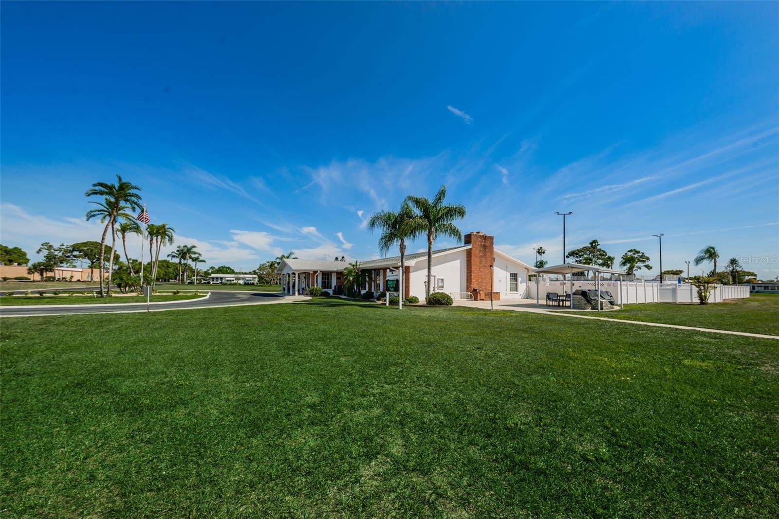 Image 45 of 87 For 29 Concord Lane 11