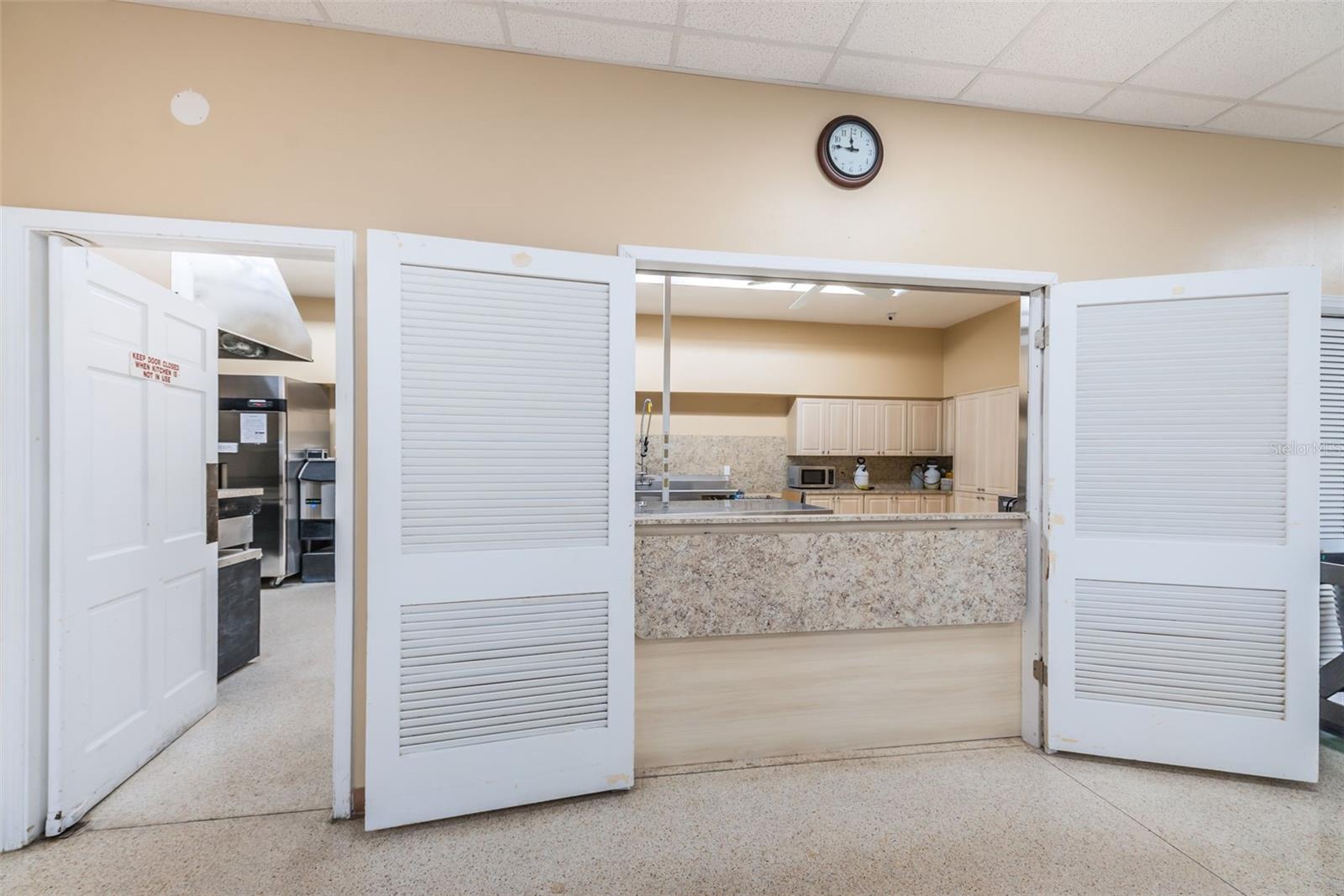 Image 54 of 87 For 29 Concord Lane 11