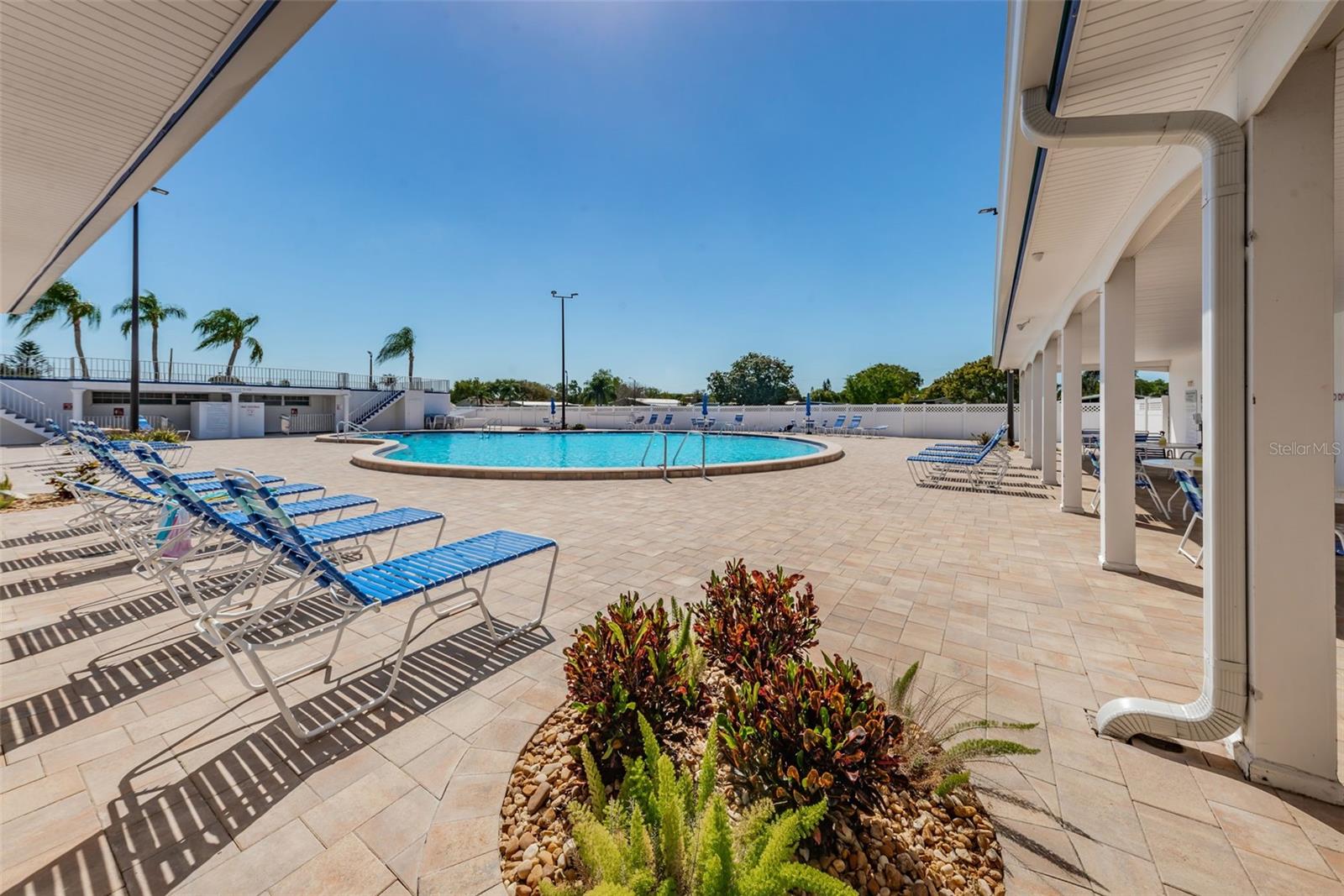 Image 57 of 87 For 29 Concord Lane 11