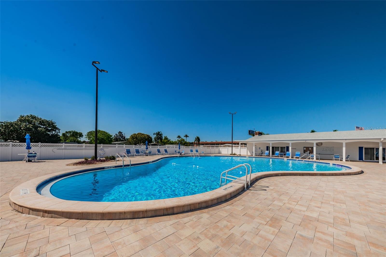 Image 80 of 87 For 29 Concord Lane 11