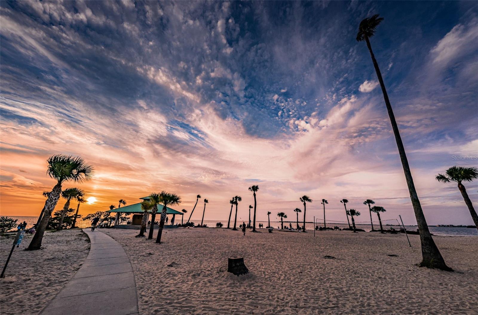 Image 62 of 69 For Grosse Avenue