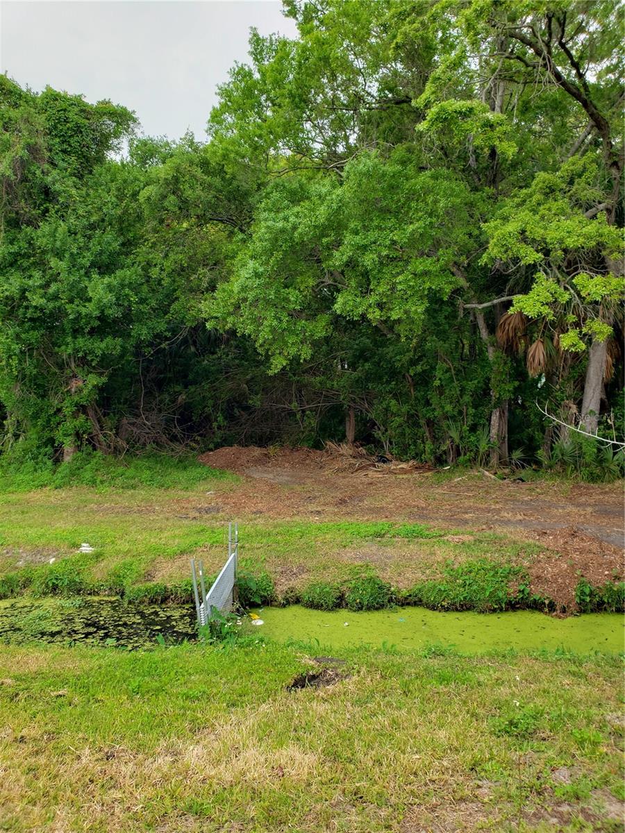 Image 8 of 69 For Grosse Avenue