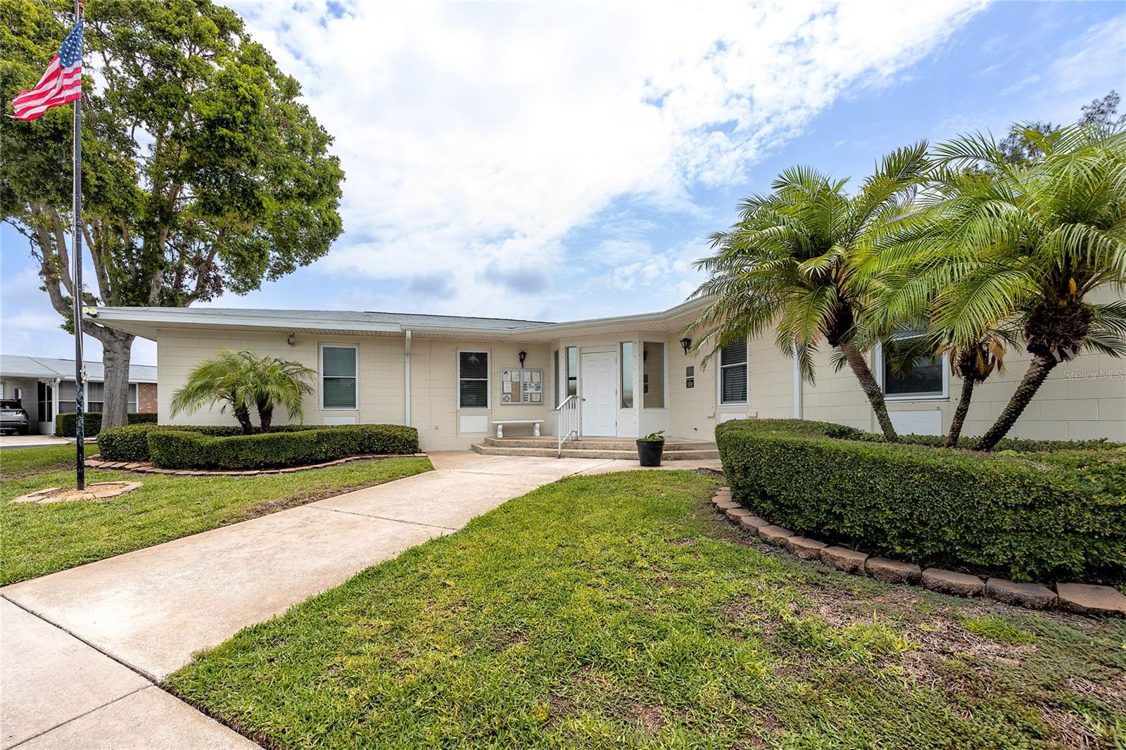 Image 28 of 42 For 12400 Park Boulevard 417