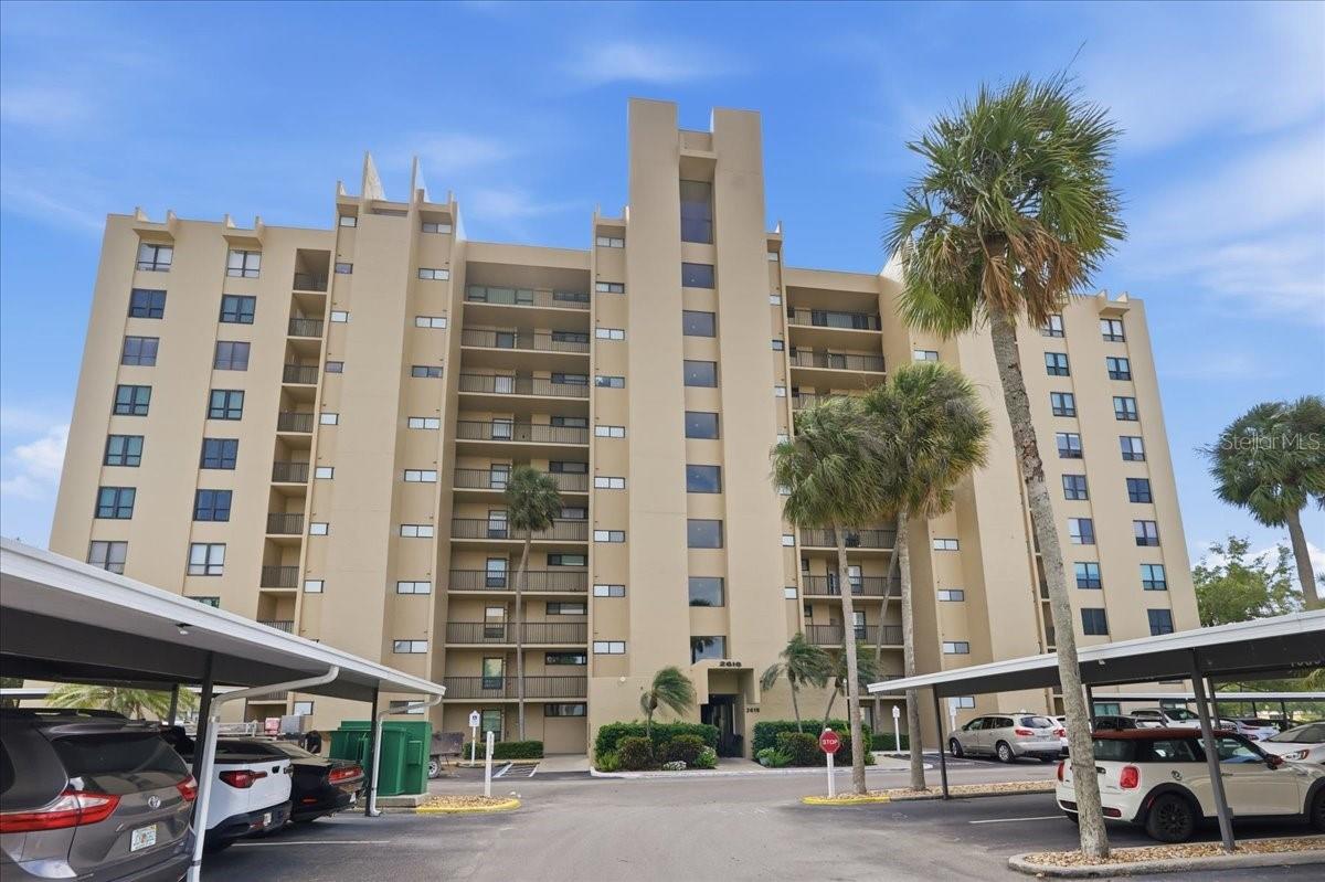 Listing photo id 75 for 2616 Cove Cay Drive 105