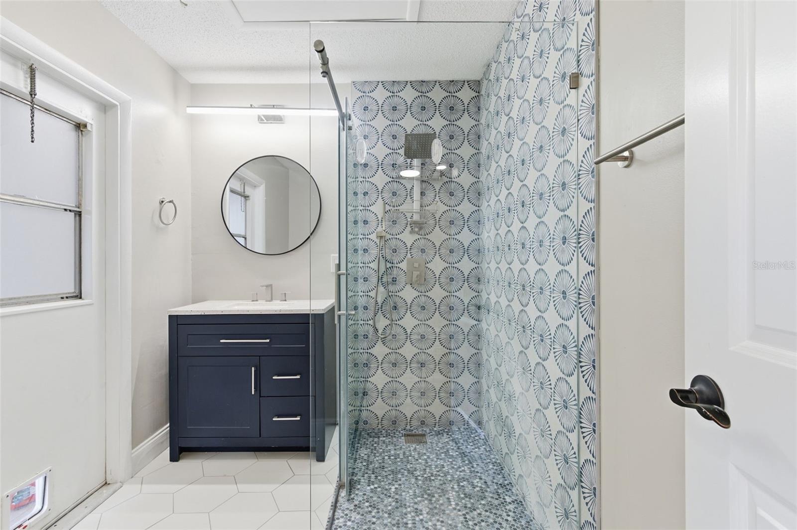 Image 17 of 28 For 9993 86th St