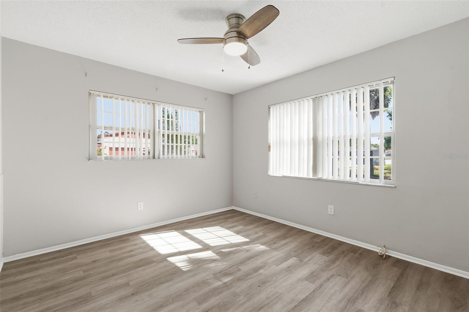 Image 19 of 28 For 9993 86th St