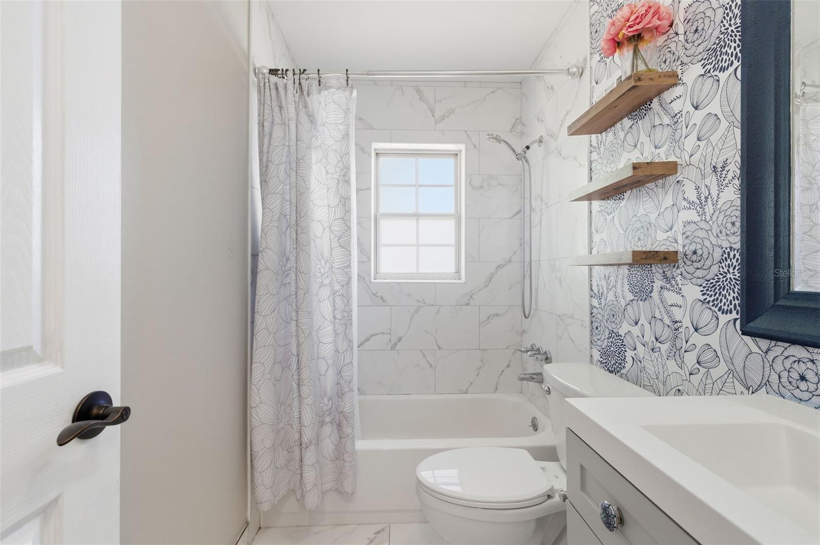 Image 24 of 28 For 9993 86th St