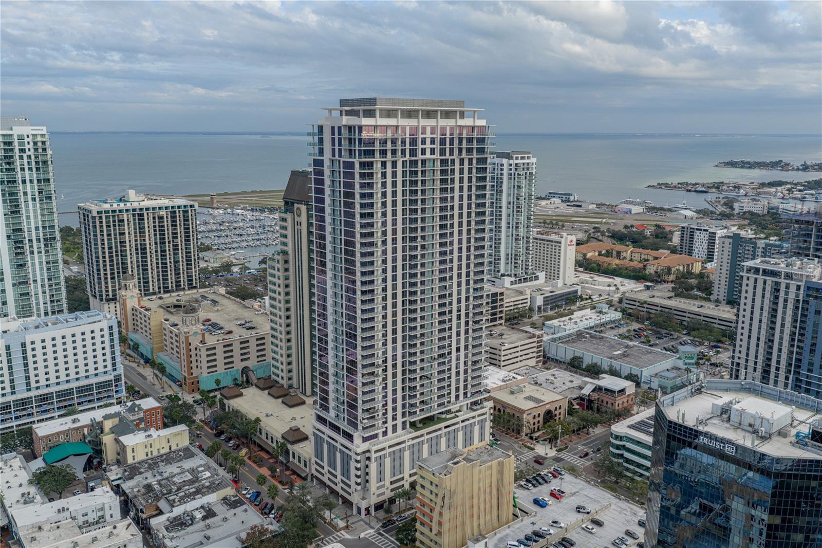 Details for 275 1st Avenue S 1701, ST PETERSBURG, FL 33701