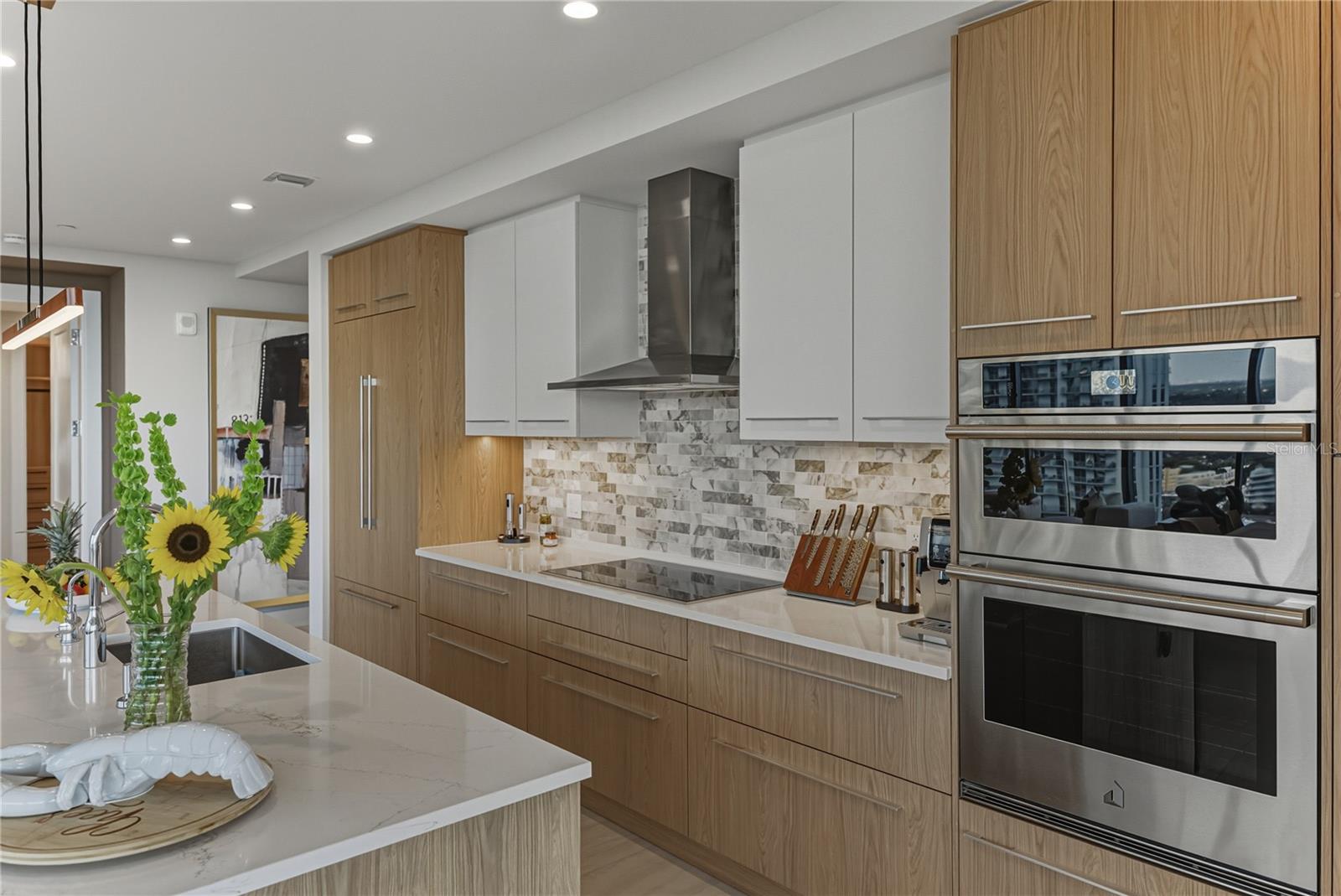 Image 39 of 98 For 275 1st Avenue S 1701