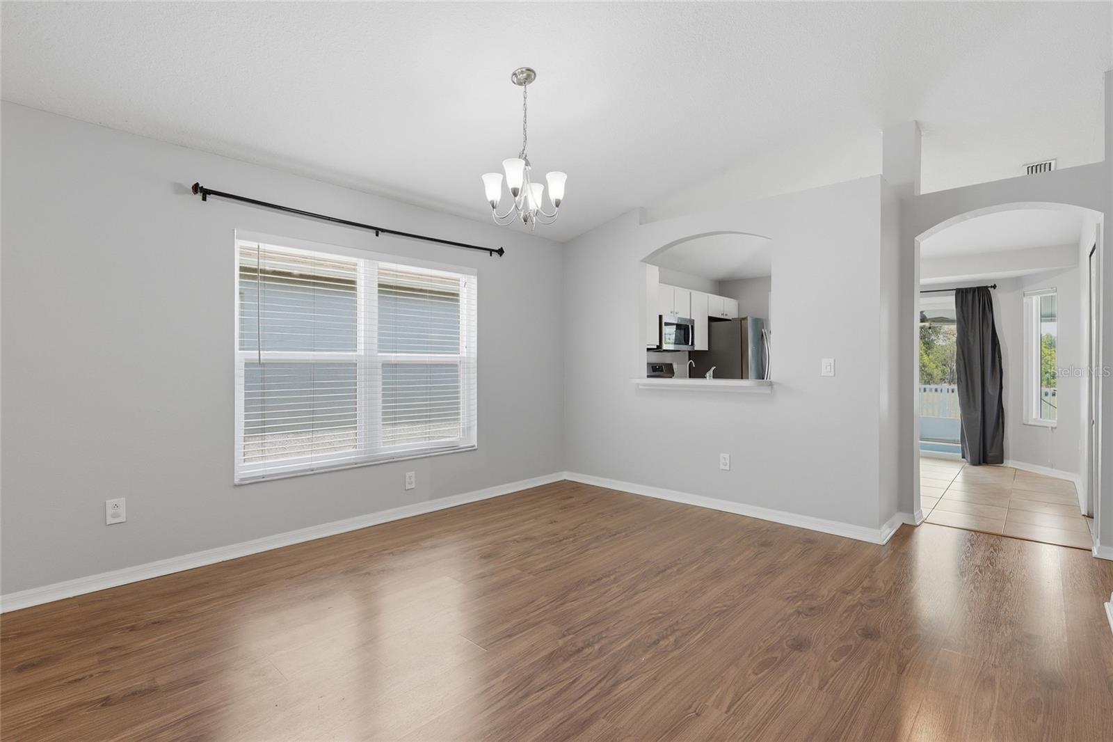 Image 5 of 22 For 1508 Marsh Wood Drive