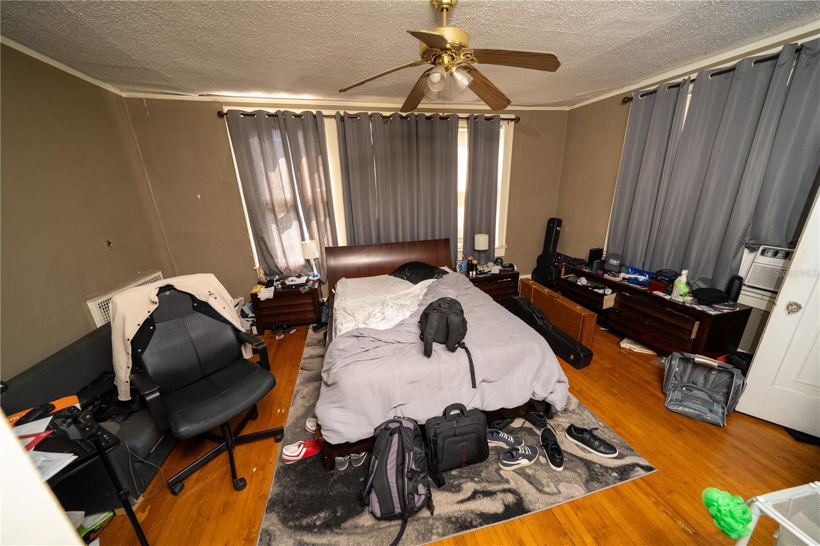 Image 21 of 53 For 1911 North A Street