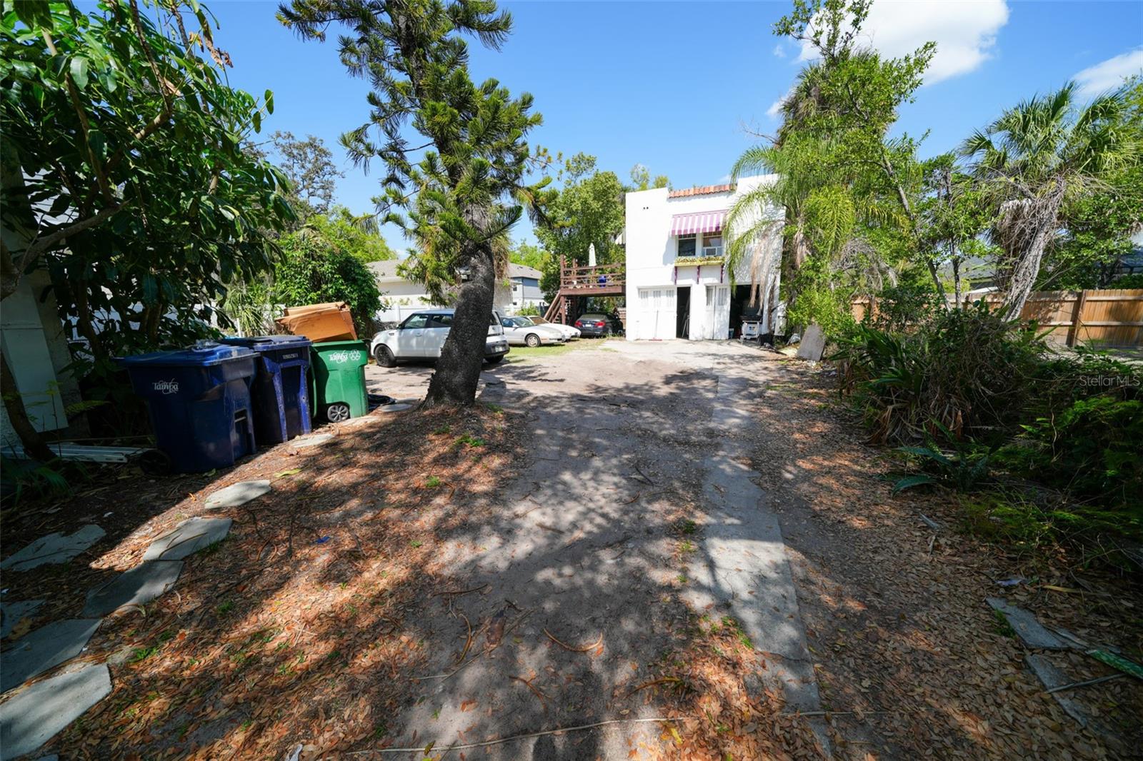 Image 25 of 53 For 1911 North A Street