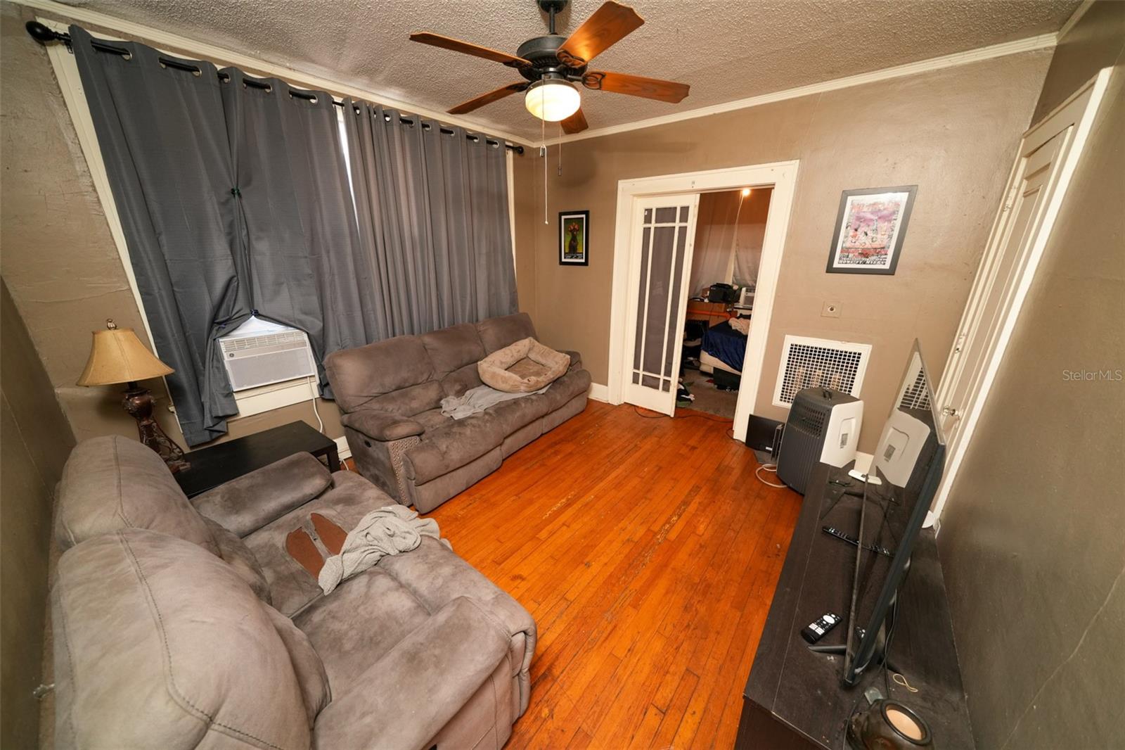 Image 41 of 53 For 1911 North A Street