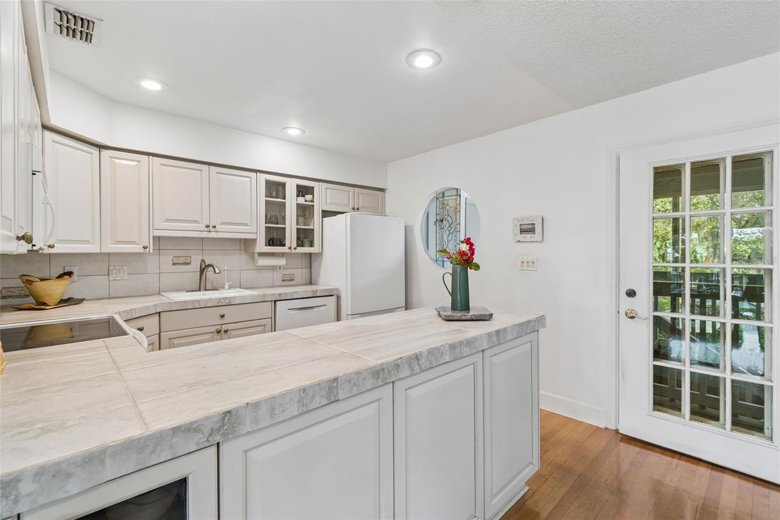 Image 30 of 79 For 600 Mayo Street