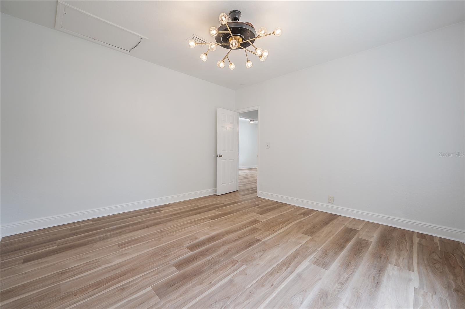 Image 15 of 42 For 4206 Downing Avenue