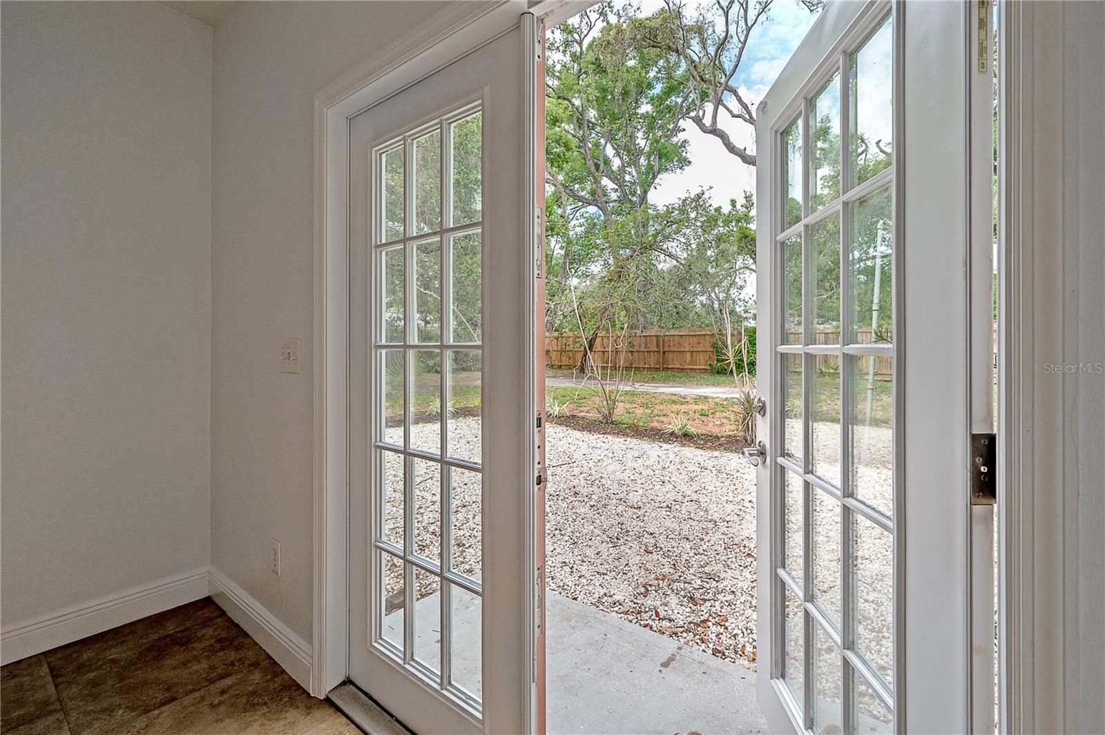 Image 25 of 42 For 4206 Downing Avenue