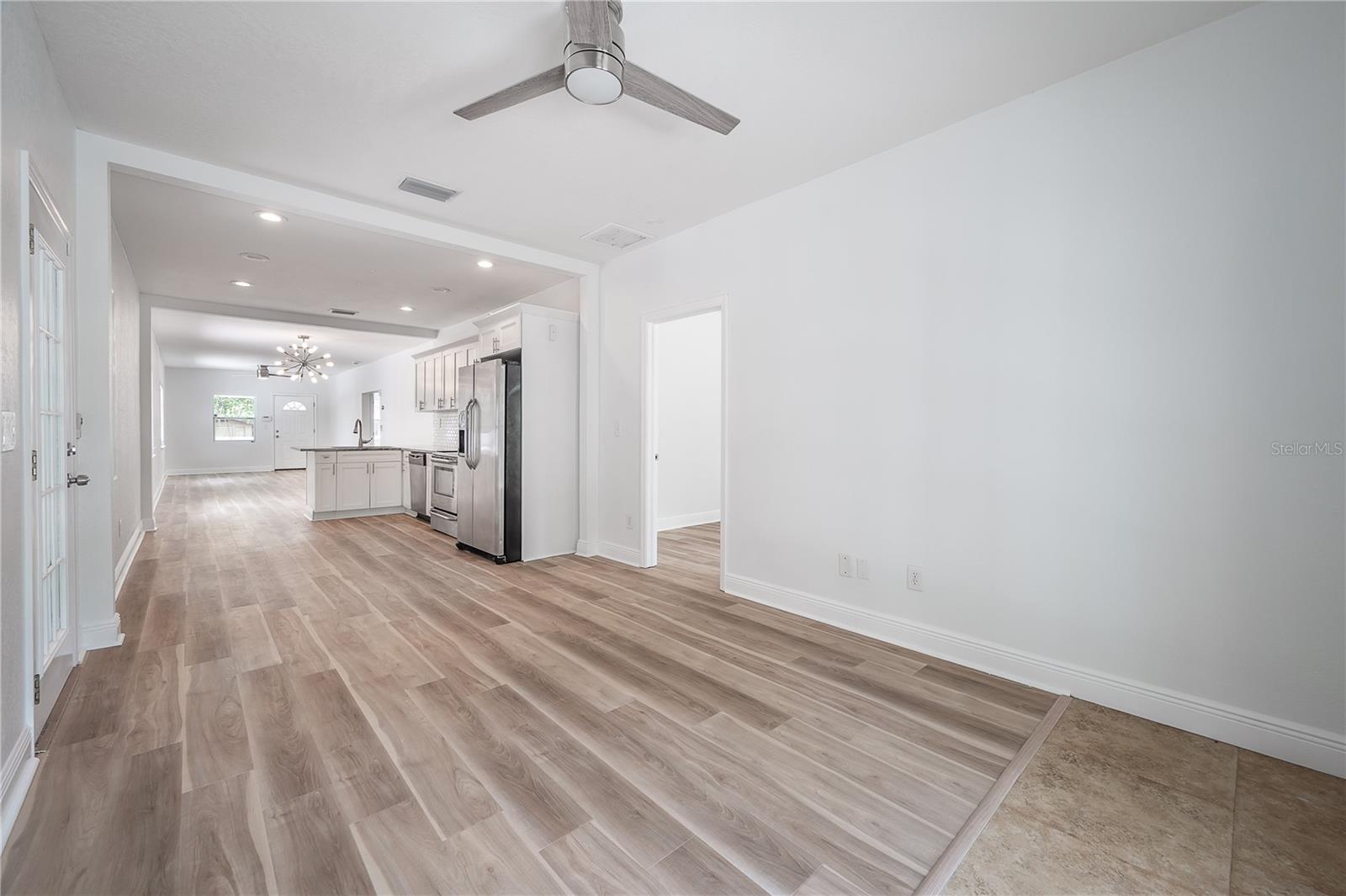 Image 26 of 42 For 4206 Downing Avenue