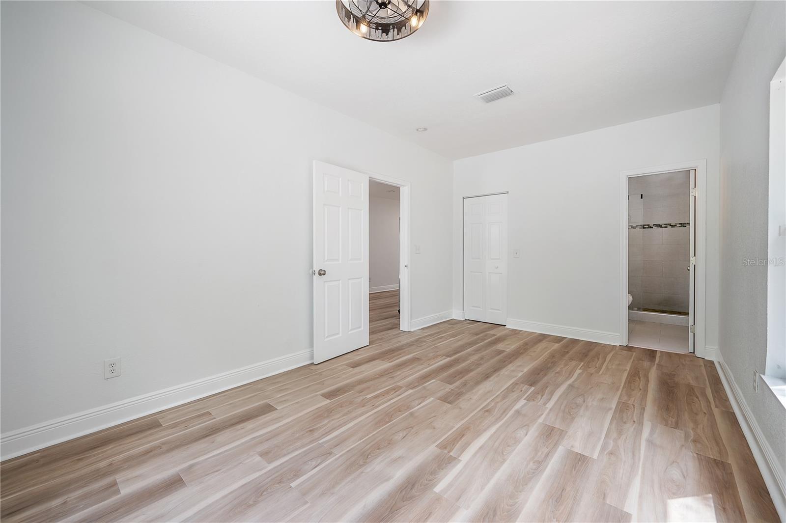 Image 28 of 42 For 4206 Downing Avenue