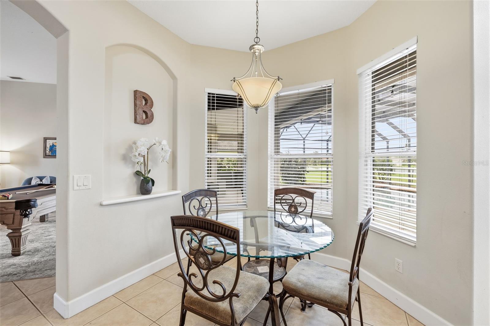 Listing photo id 8 for 522 Country Meadows Way