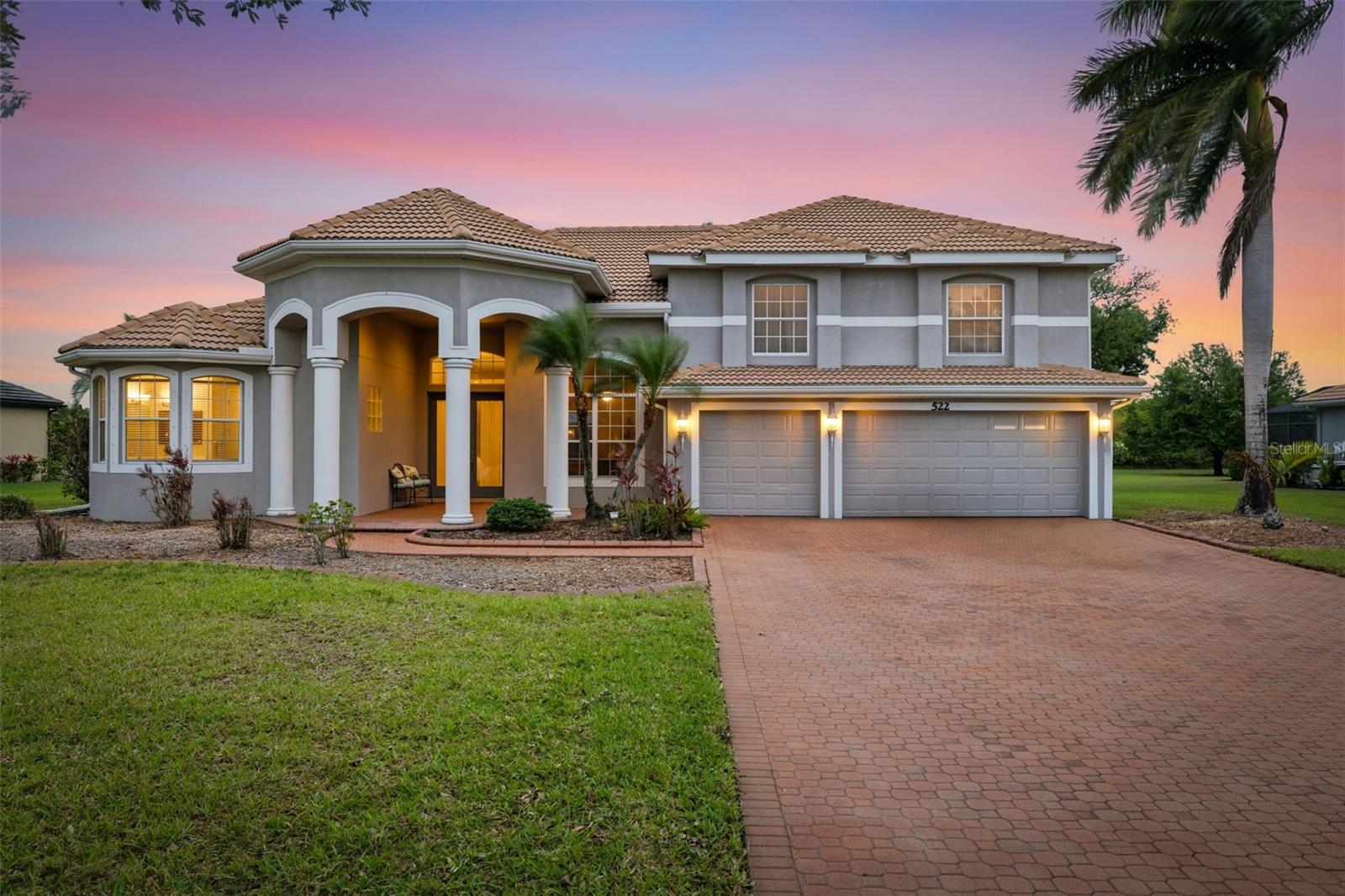 Listing photo id 0 for 522 Country Meadows Way