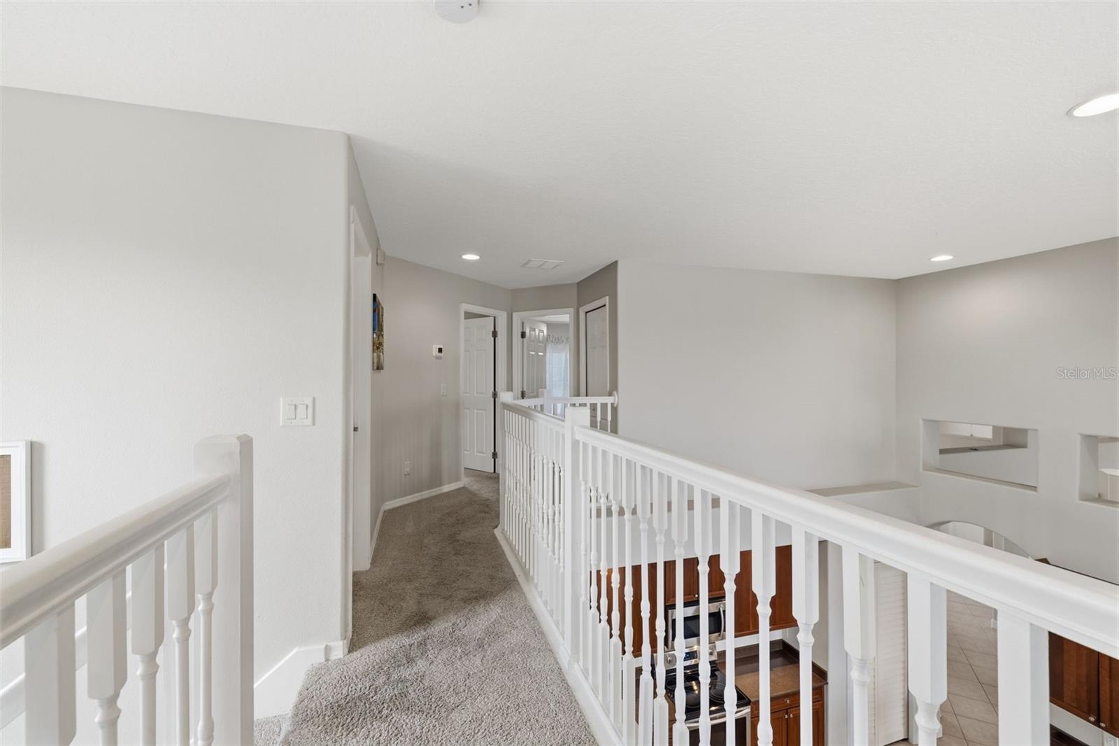 Listing photo id 35 for 522 Country Meadows Way