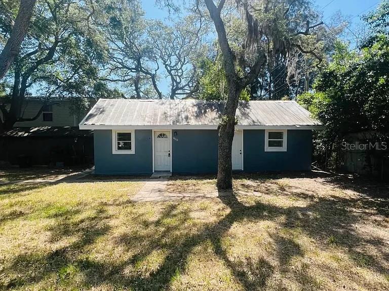 Image 2 of 5 For 725 16th Avenue Nw