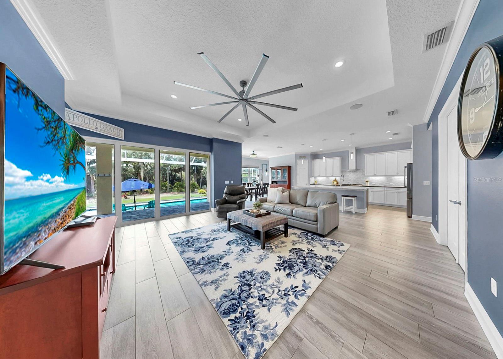 Image 10 of 76 For 708 Manns Harbor Drive