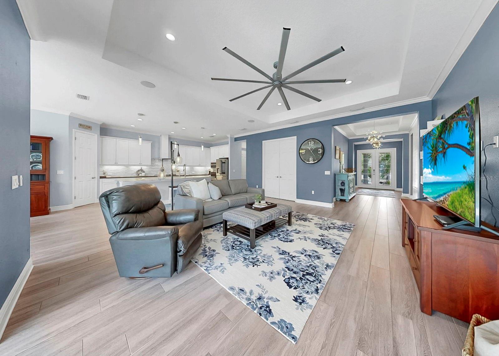 Image 11 of 76 For 708 Manns Harbor Drive