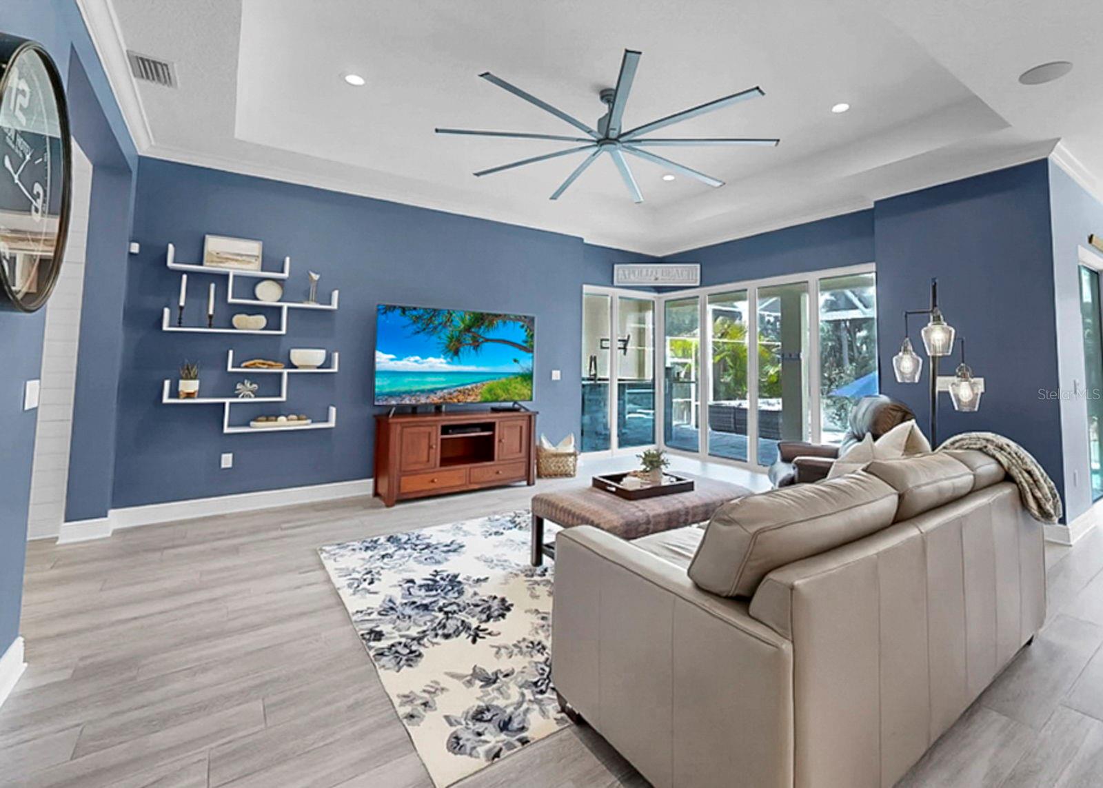 Image 16 of 76 For 708 Manns Harbor Drive