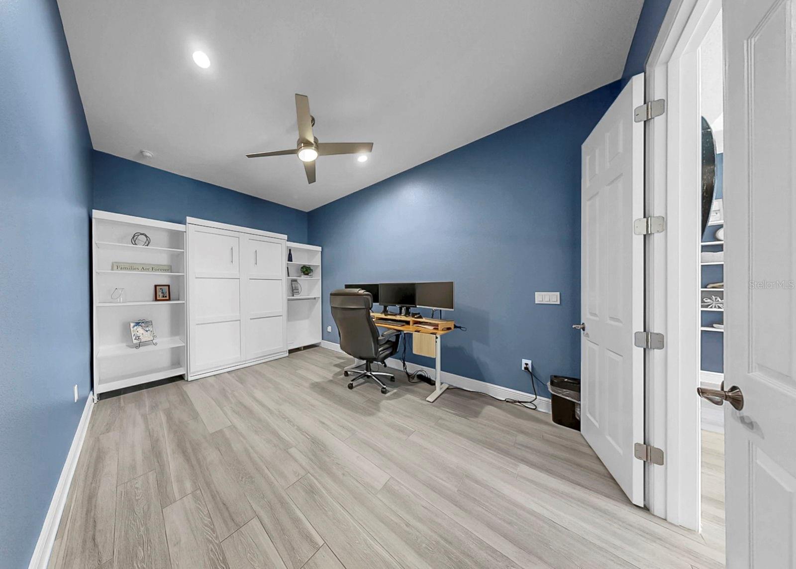 Image 18 of 76 For 708 Manns Harbor Drive