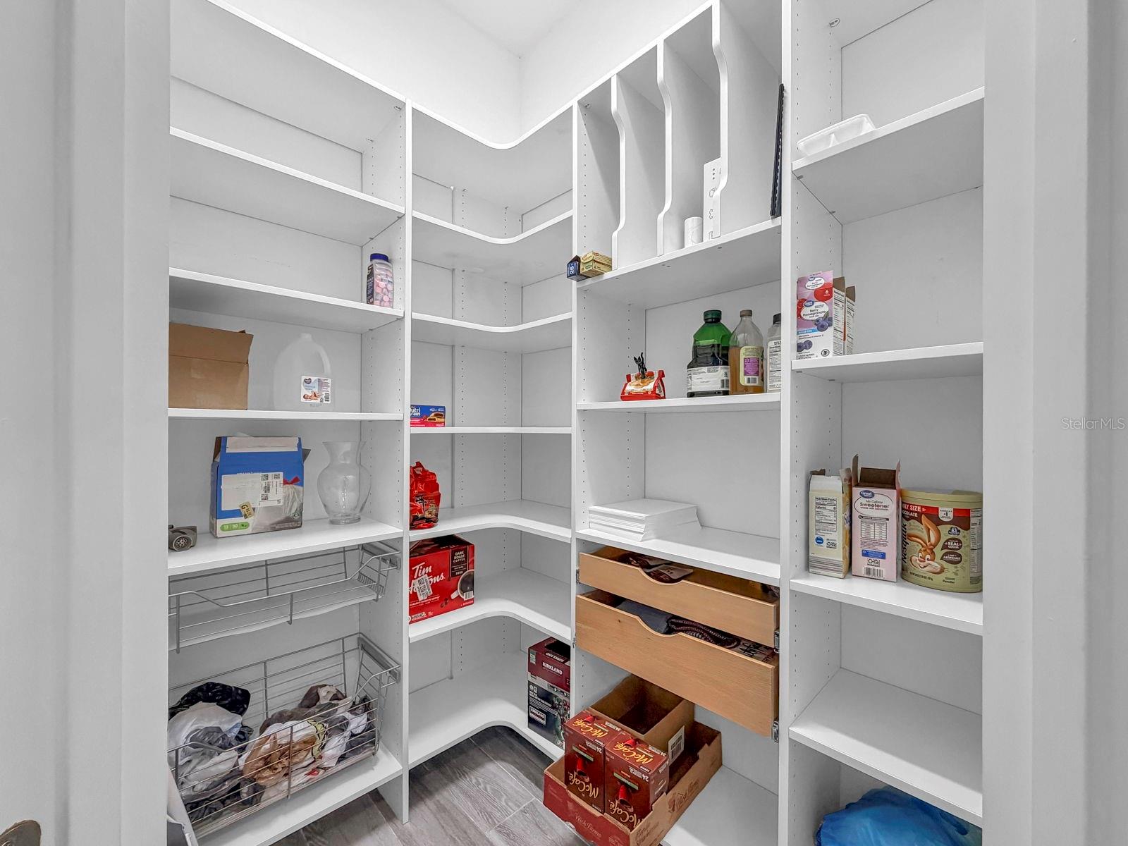 Image 30 of 76 For 708 Manns Harbor Drive