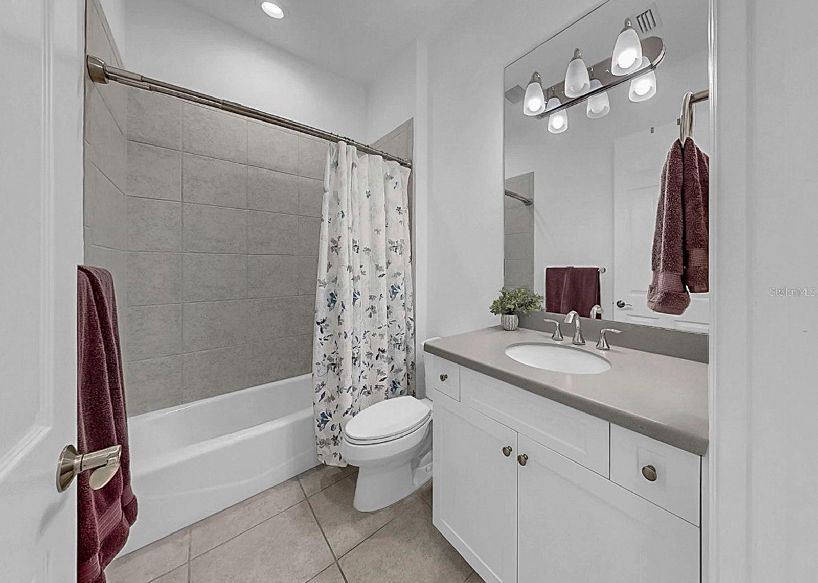 Image 40 of 76 For 708 Manns Harbor Drive