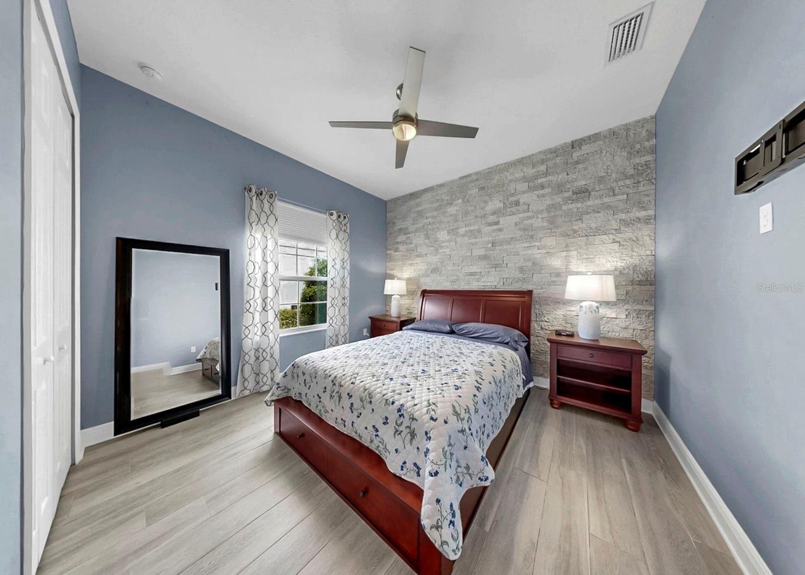 Image 42 of 76 For 708 Manns Harbor Drive